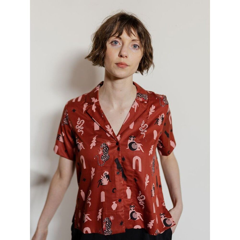 NWOT- Mata Traders Boxy Camp Shirt  in Modern Objects Print- Large